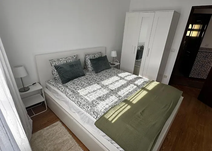 Refúgio Da Nazaré Local Veloso * Valado de Frades